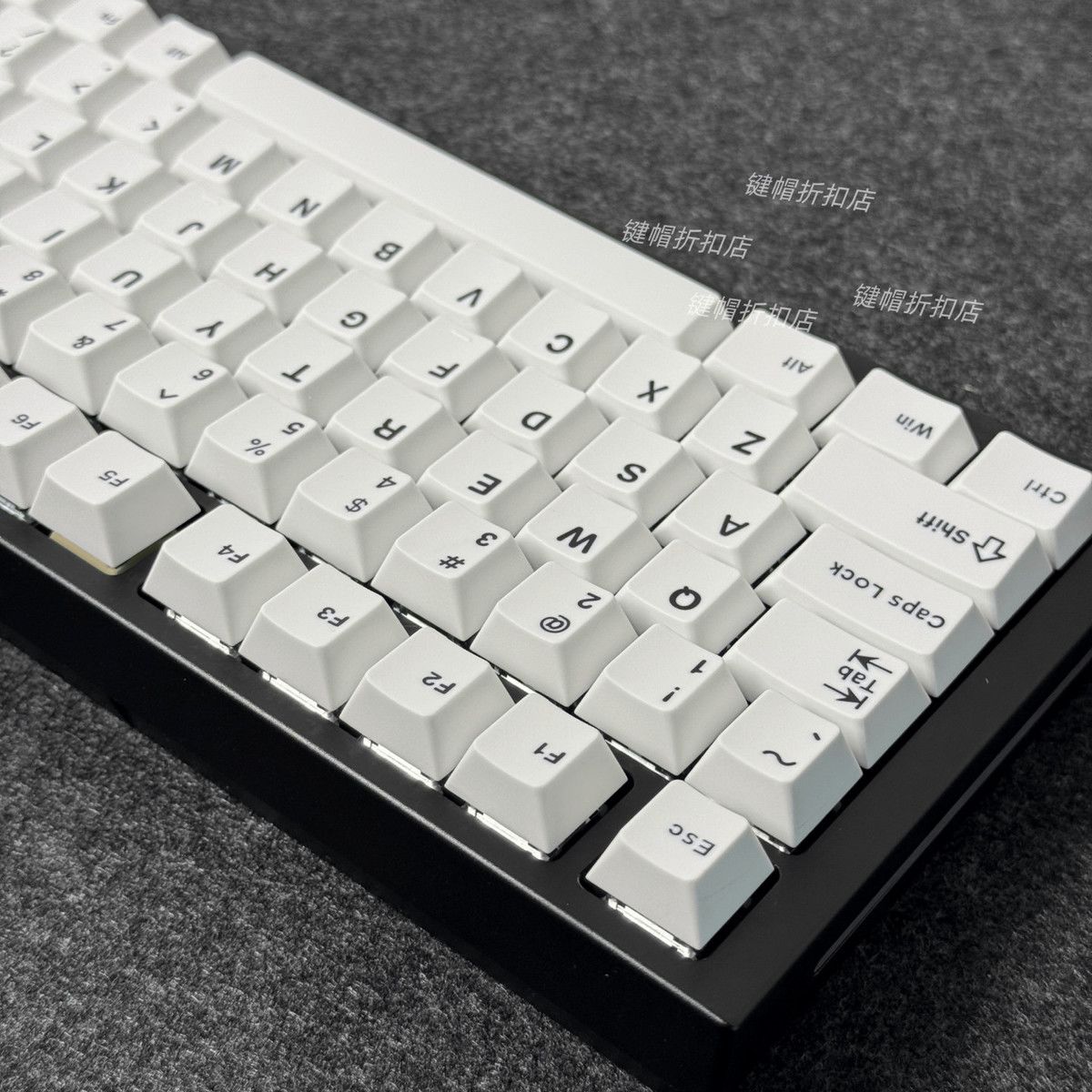 Минималистичные чисто белые ке – обзор и цена Gaming Keyboard Extension